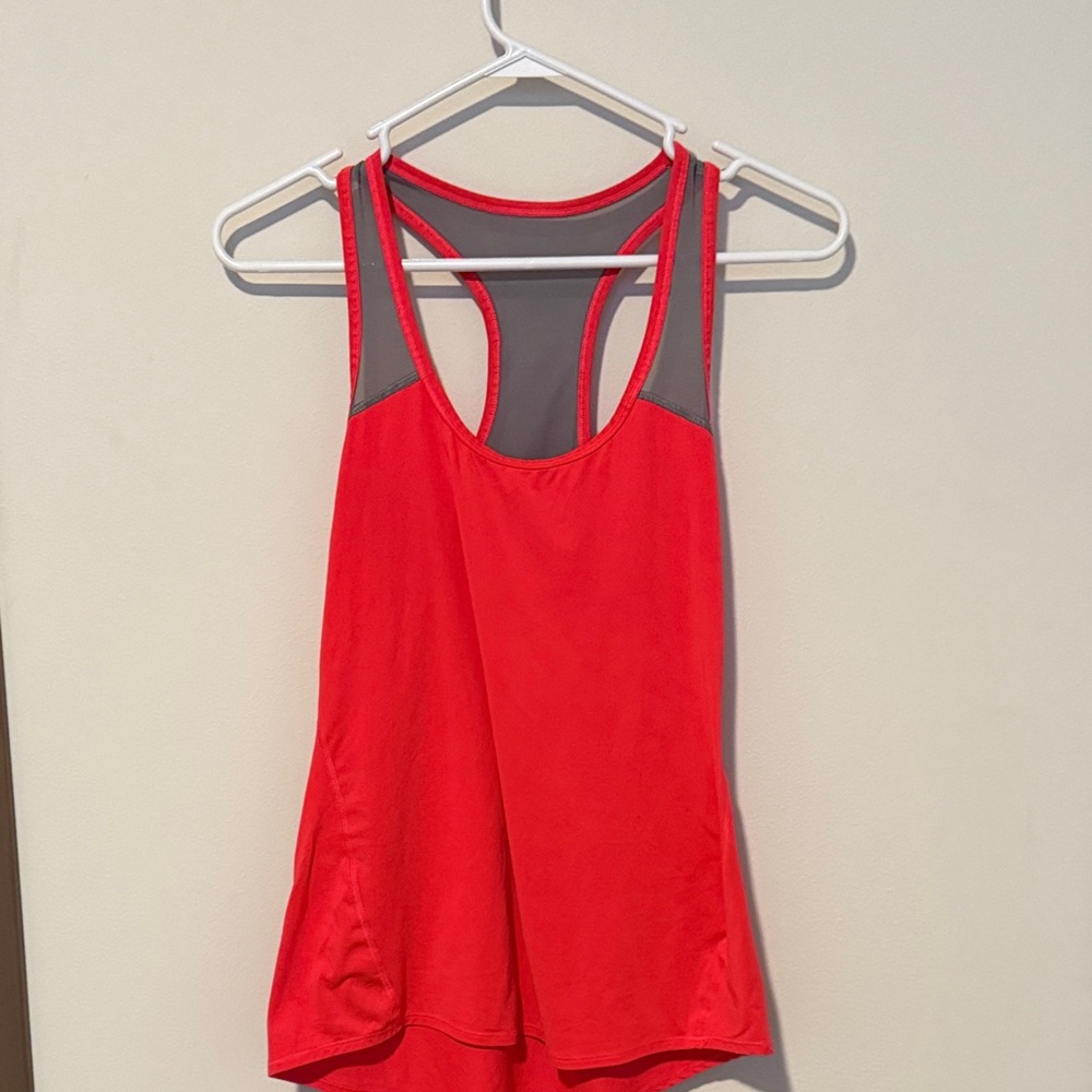Women’s Athleta Vibrant Red Racerback Tank Top Size S